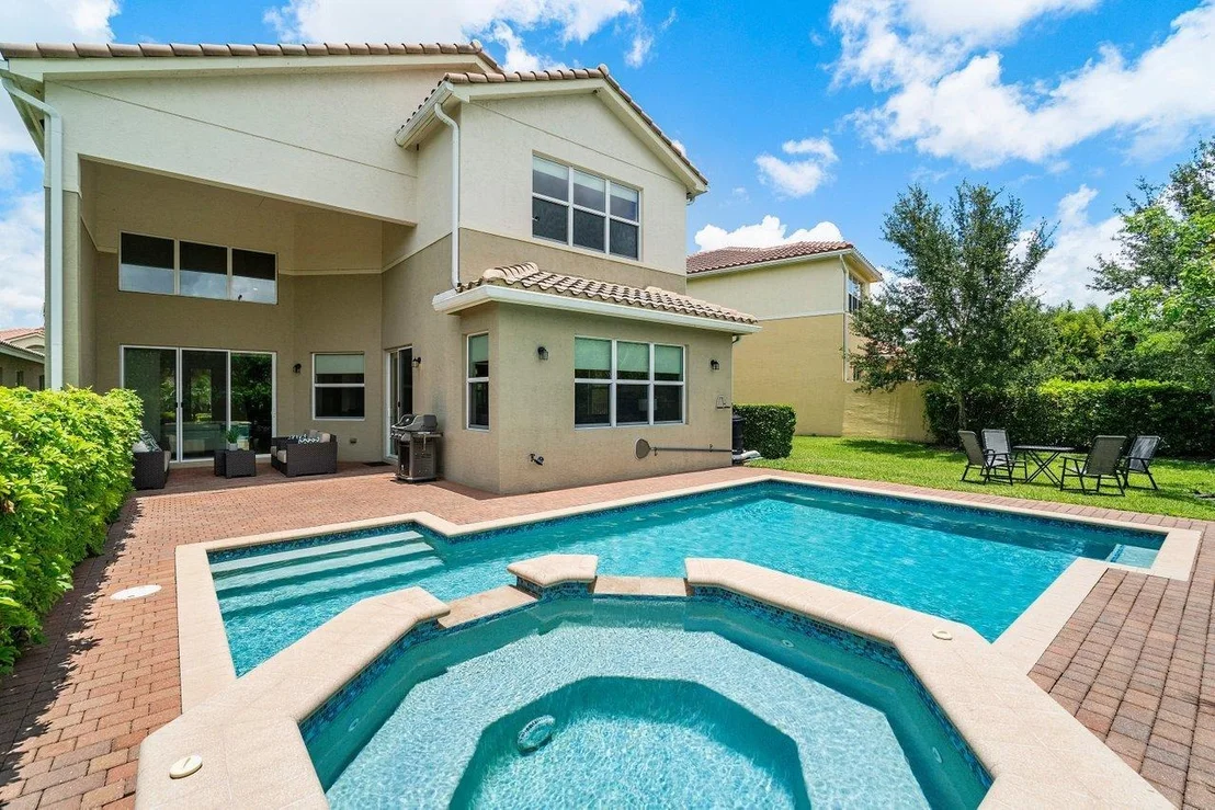 Photo of 8065 Pinnacle Pass Way