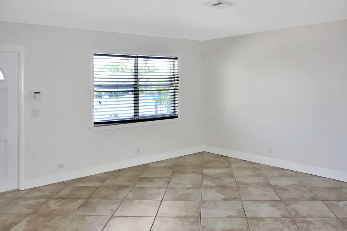 Photo of 371 Mars Avenue