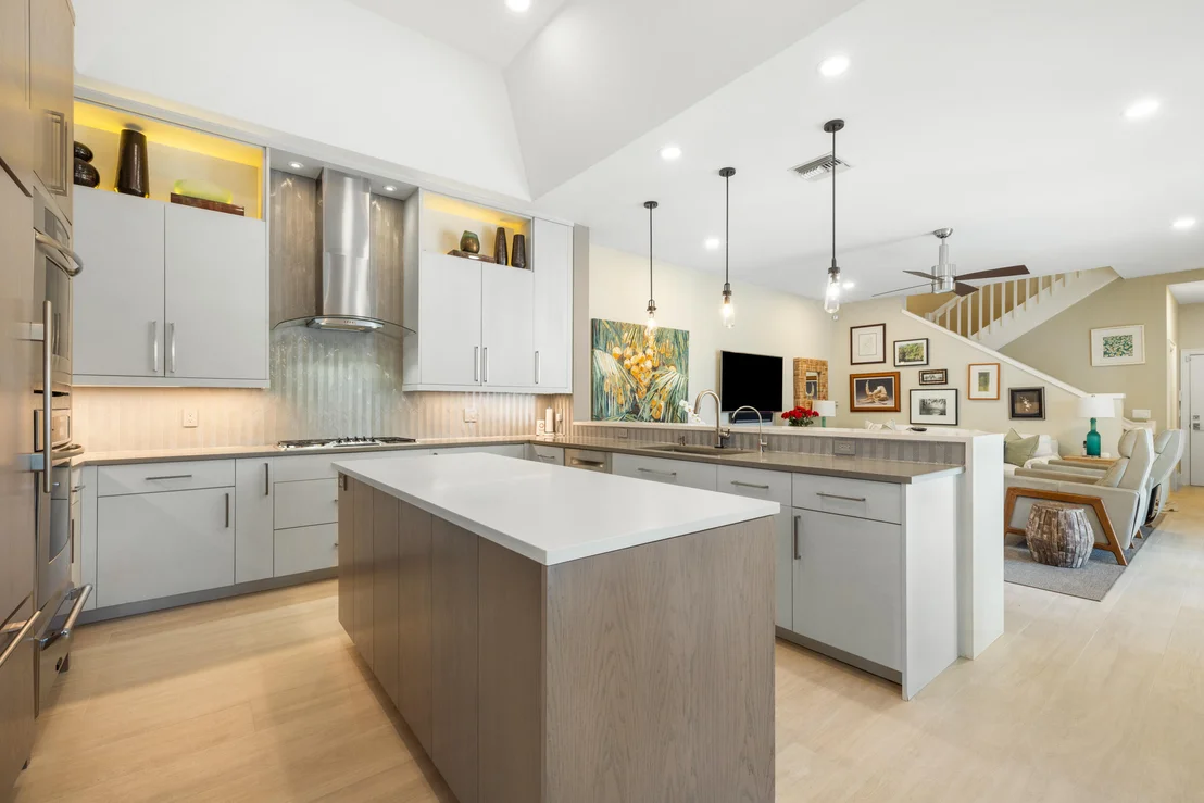 Photo of 176 Golf Village Boulevard