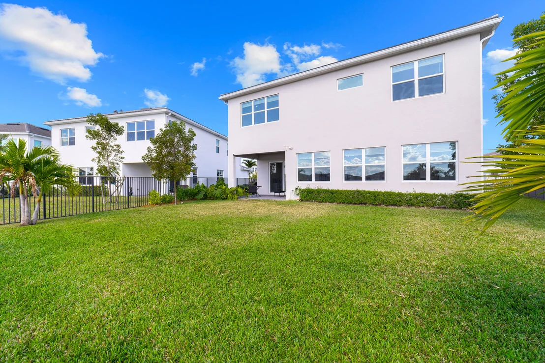 Photo of 5487 Macoon Way