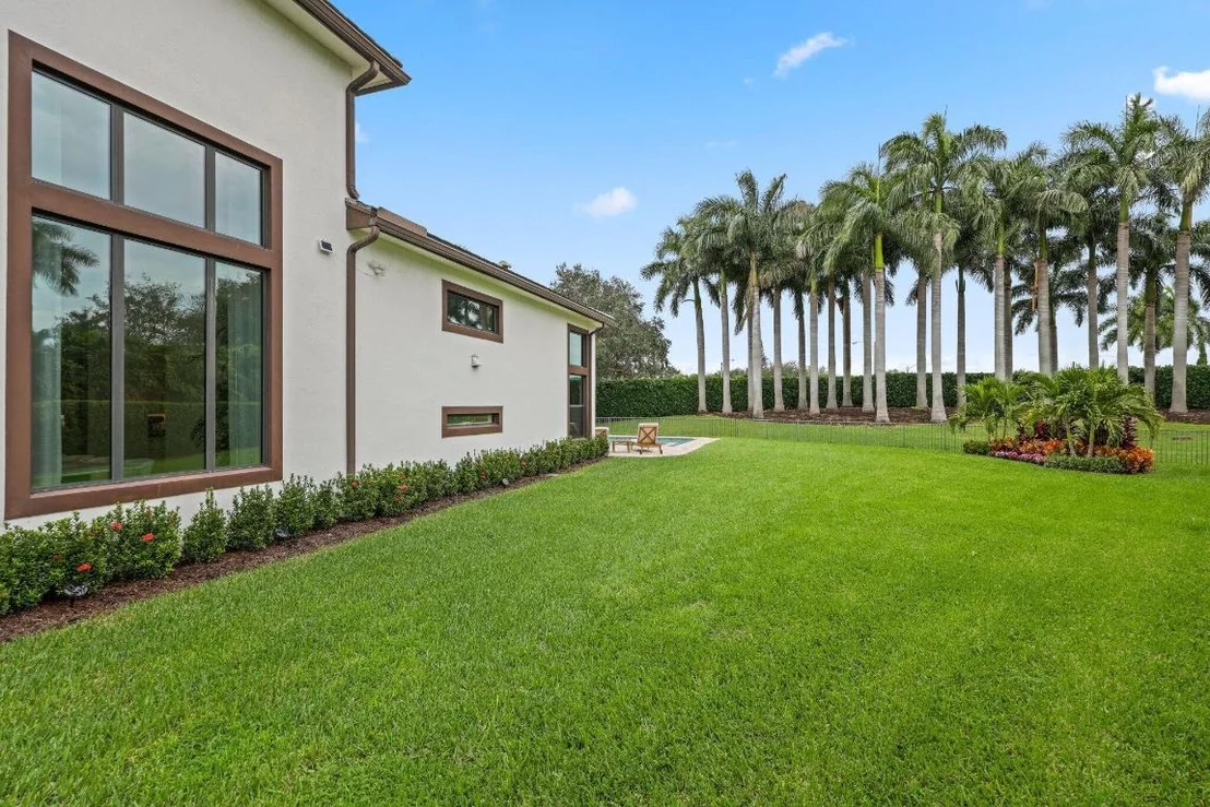 Photo of 2751 NW 70th Boulevard