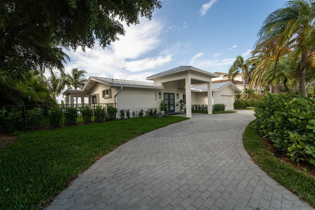 Photo of 1011 Singer Drive