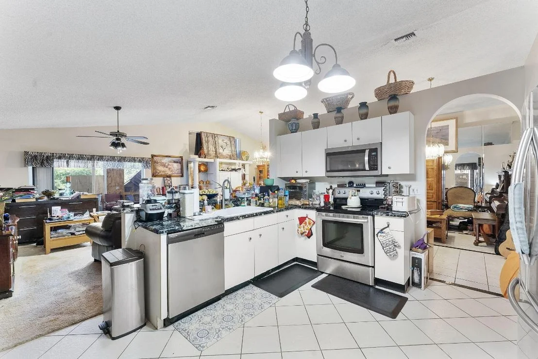 Photo of 8207 White Rock Circle