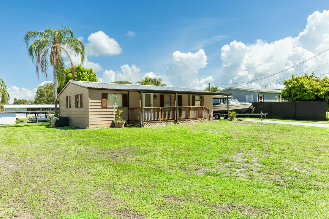 Photo of 3301 SE 28TH Street SE