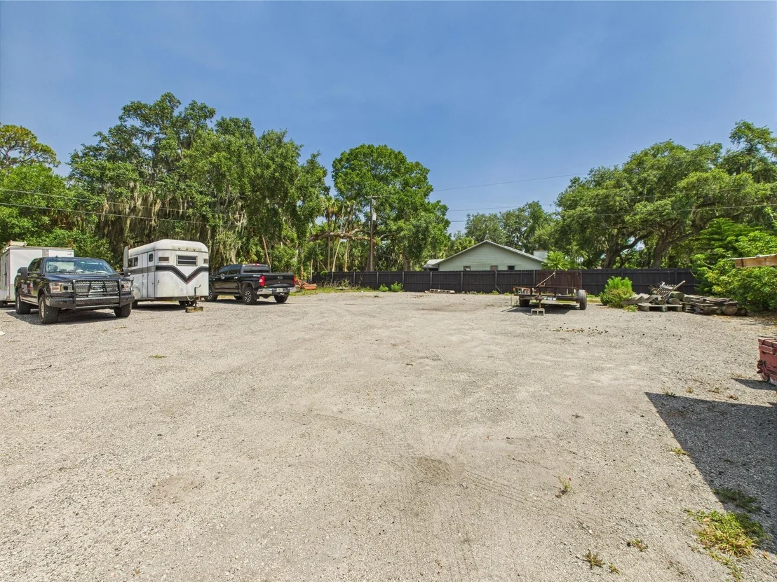 Photo of 2045 SW 18th Lane