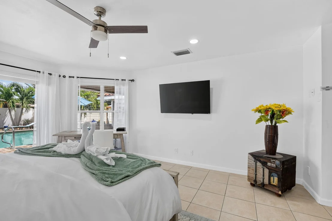 Photo of 703 AVOCET Road