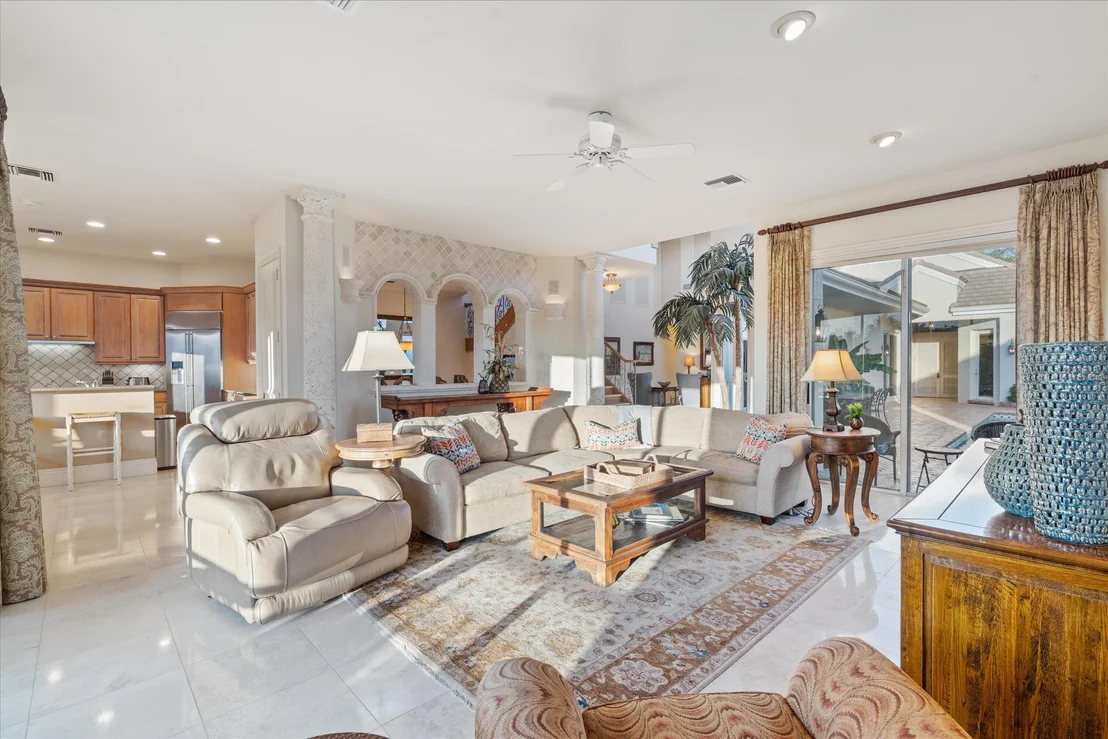 Photo of 602 Oak Harbour Drive