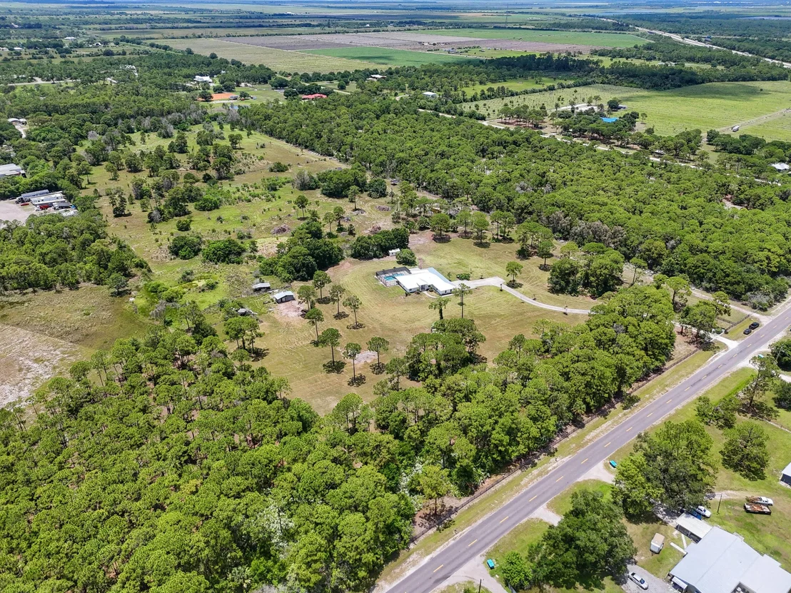 Photo of 425 N FFA Road
