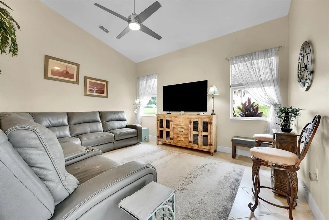 Photo of 2997 Conifer Drive