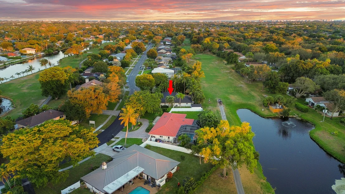 Photo of 3544 Lakeview Drive