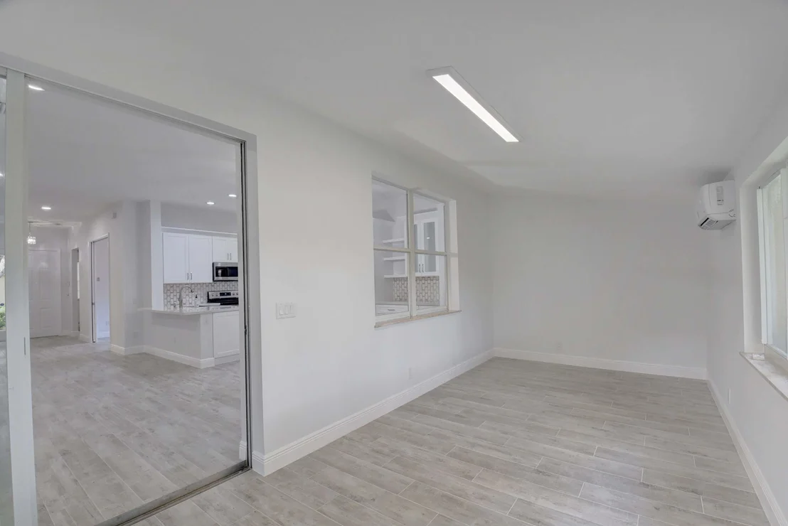 Photo of 7381 Forest Park Way