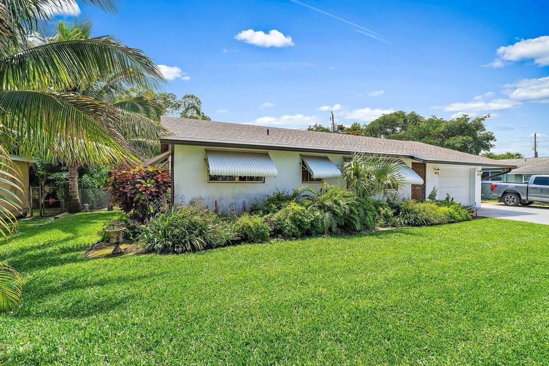 Photo of 1866 Len Drive