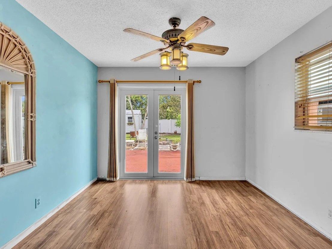 Photo of 301 5TH Street