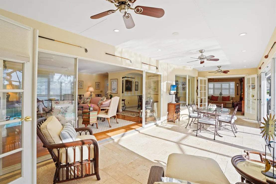 Photo of 4143 SE Fairway E