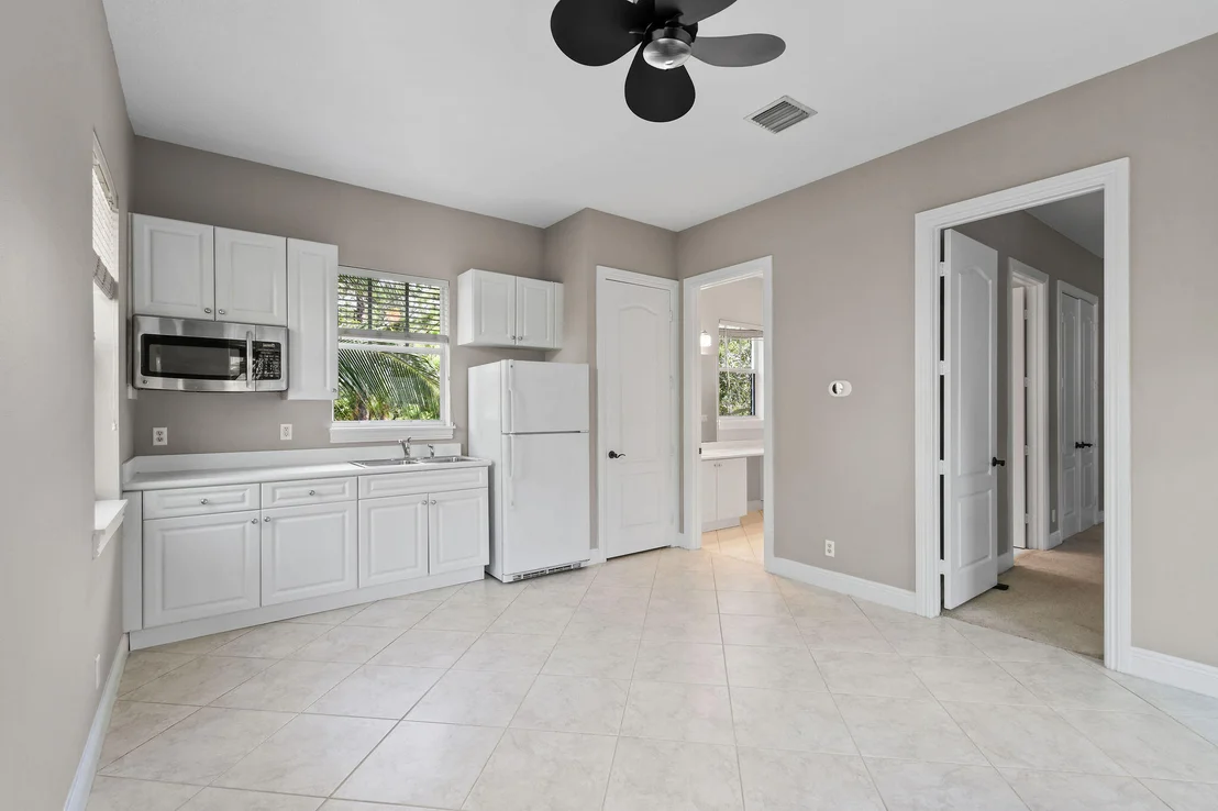 Photo of 256 W Bay Cedar Circle