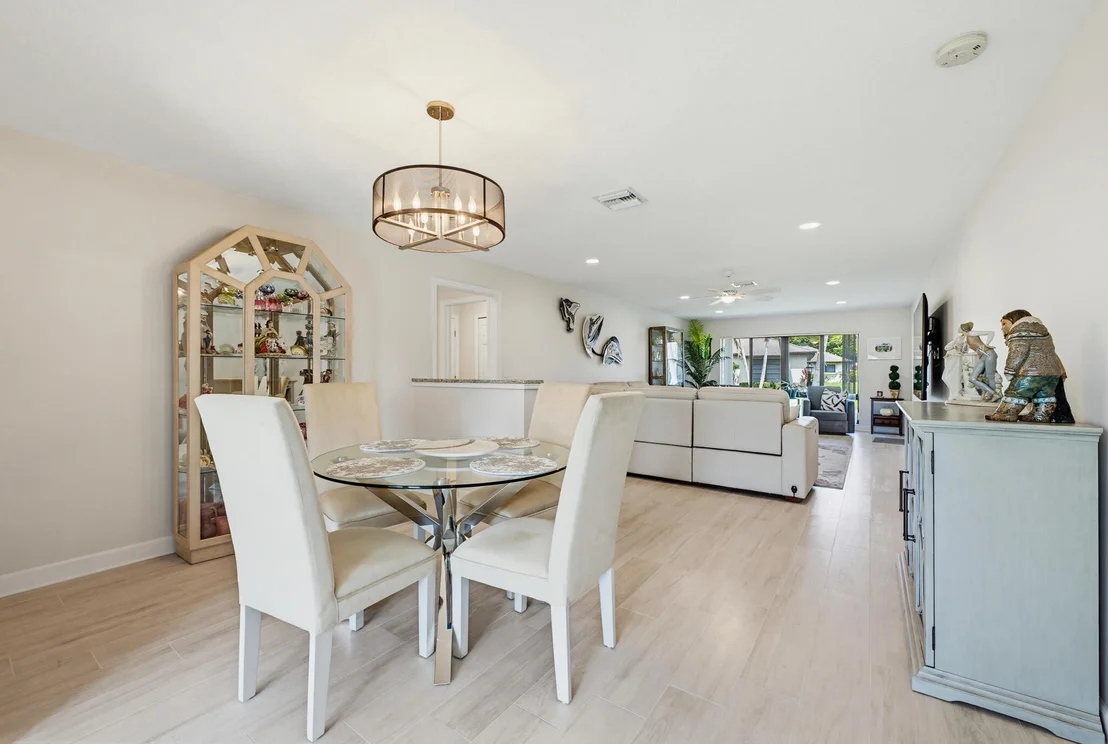 Photo of Unit APTB at 4854 Equestrian Circle