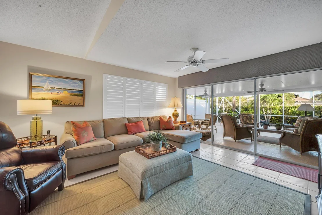 Photo of 8277 SE Double Tree Drive