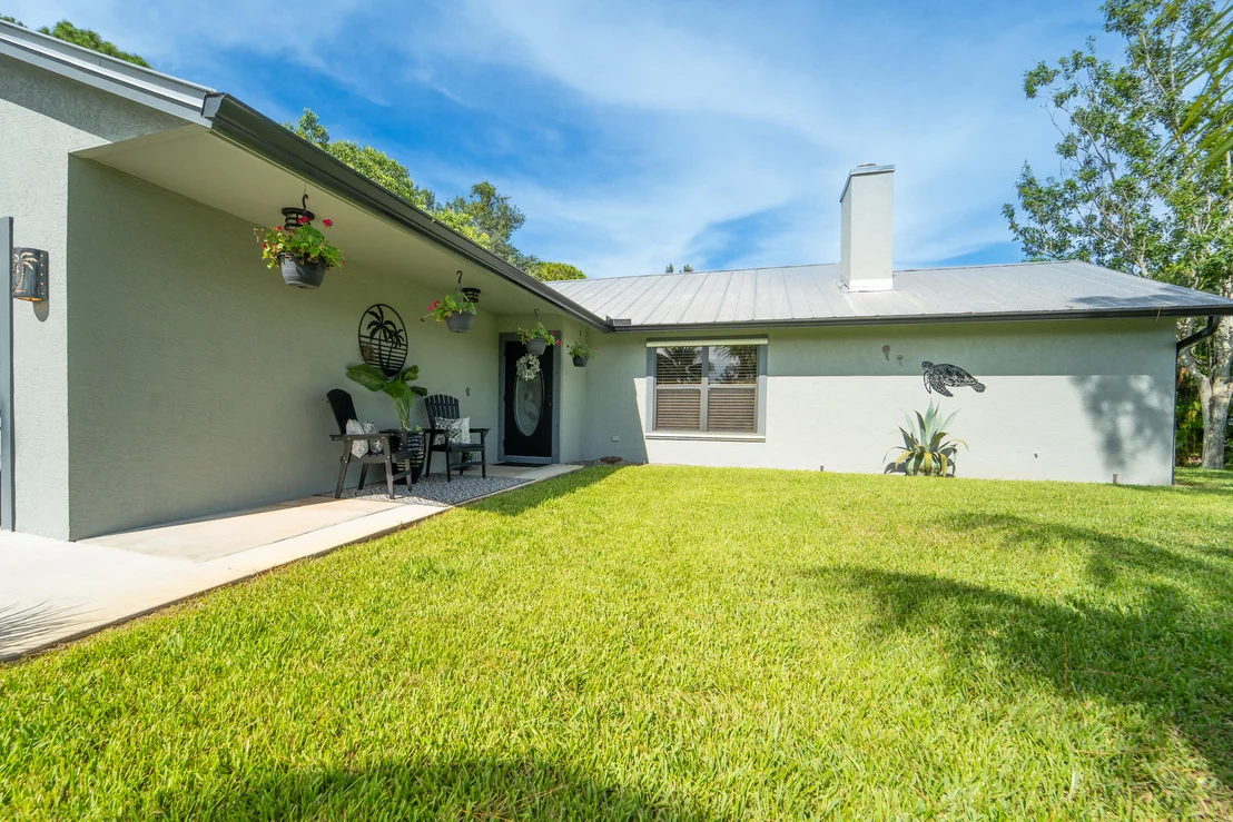Photo of 6361 SE Phillips Bend Avenue