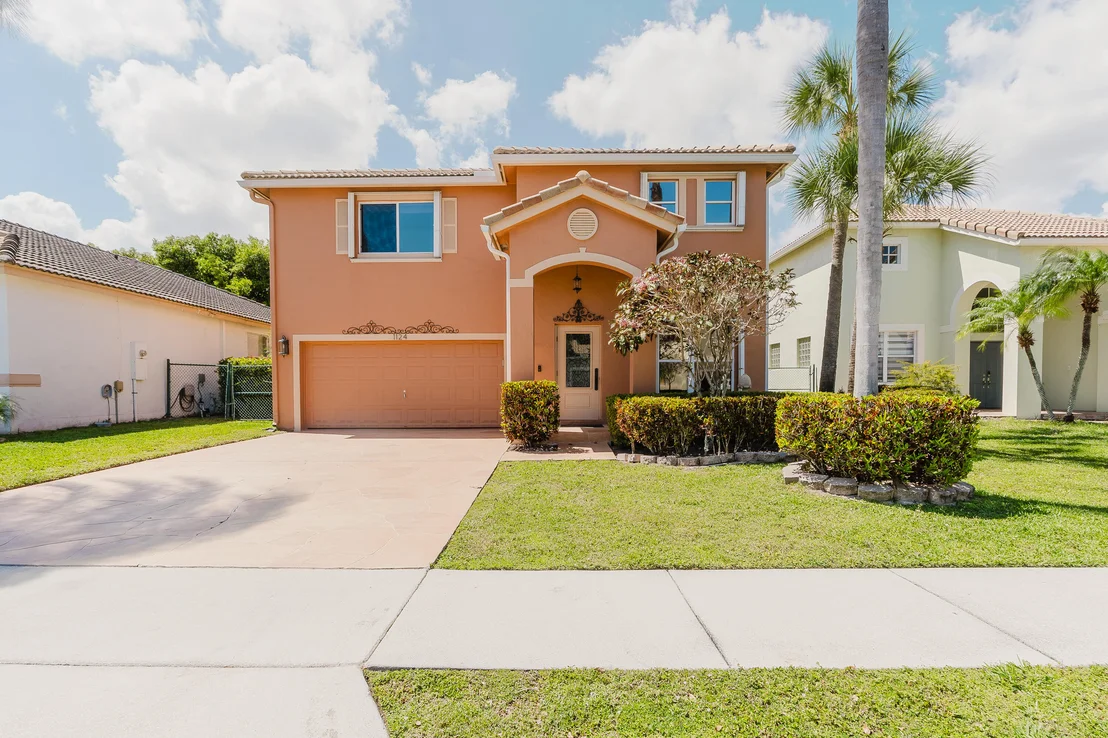 Photo of 1124 Rialto Drive