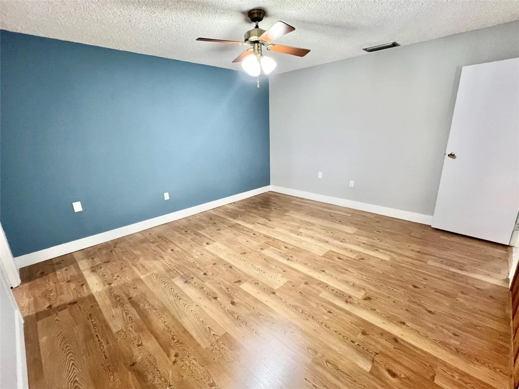 Photo of 10571 Sunset Strip