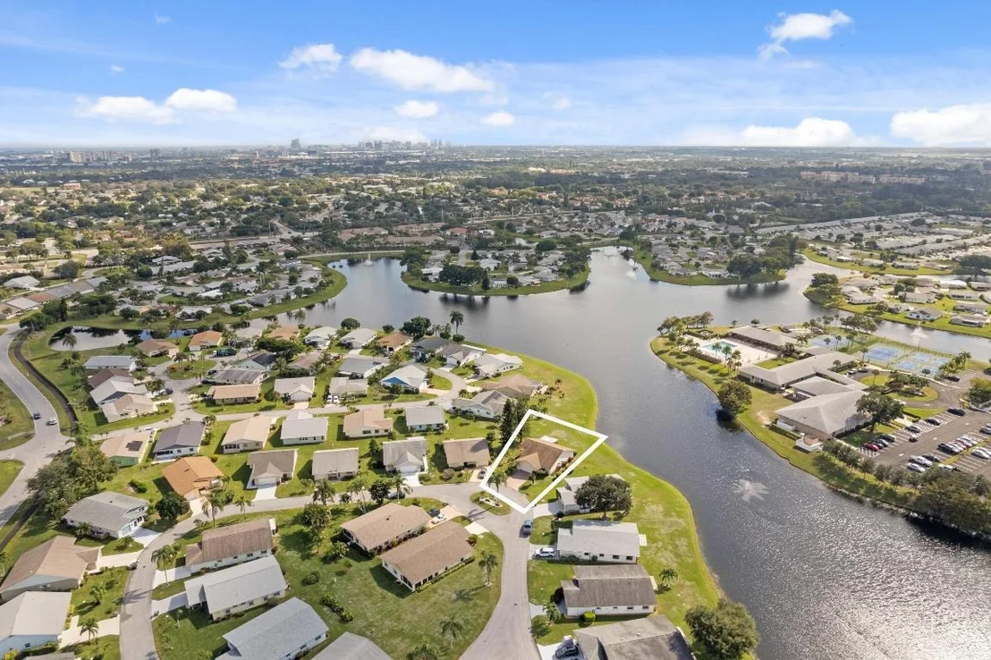 Photo of 3832 Rowena Circle