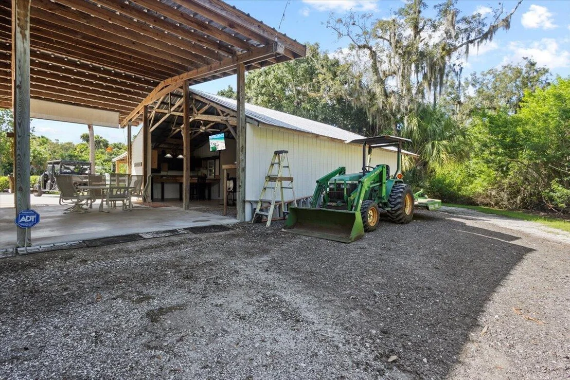 Photo of 10300 Muller Road