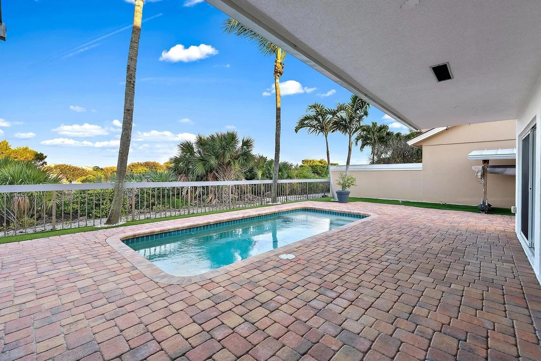 Photo of 223 Ridge Road