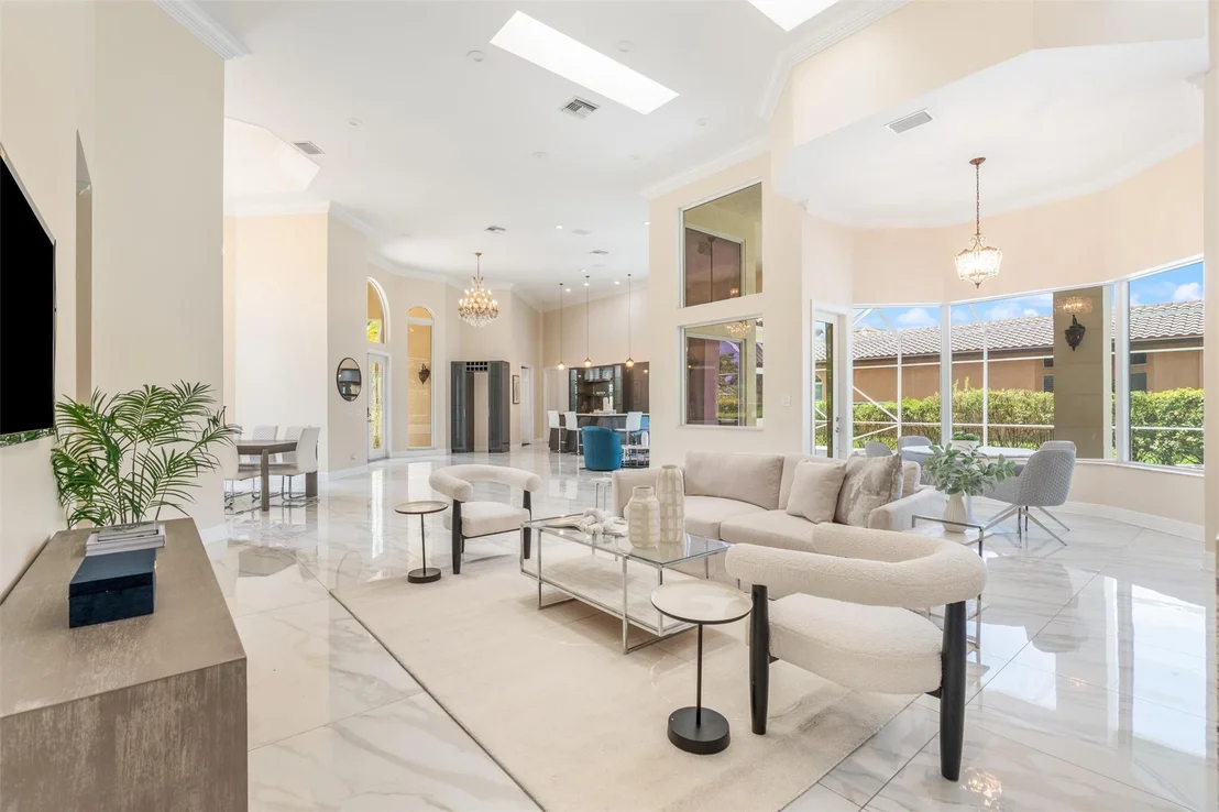 Photo of 6805 NW 70th Place
