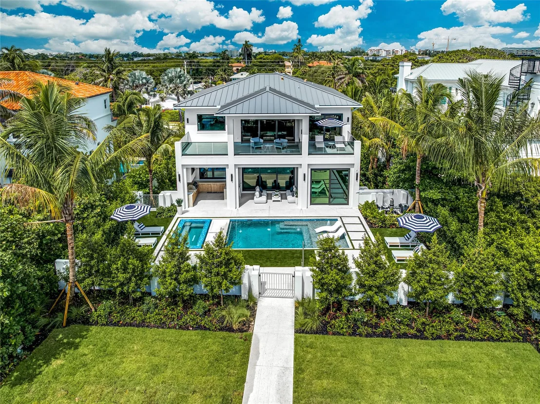 Photo of 6107 N Ocean Boulevard
