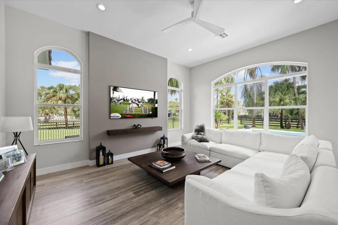 Photo of 14922 Paddock Drive