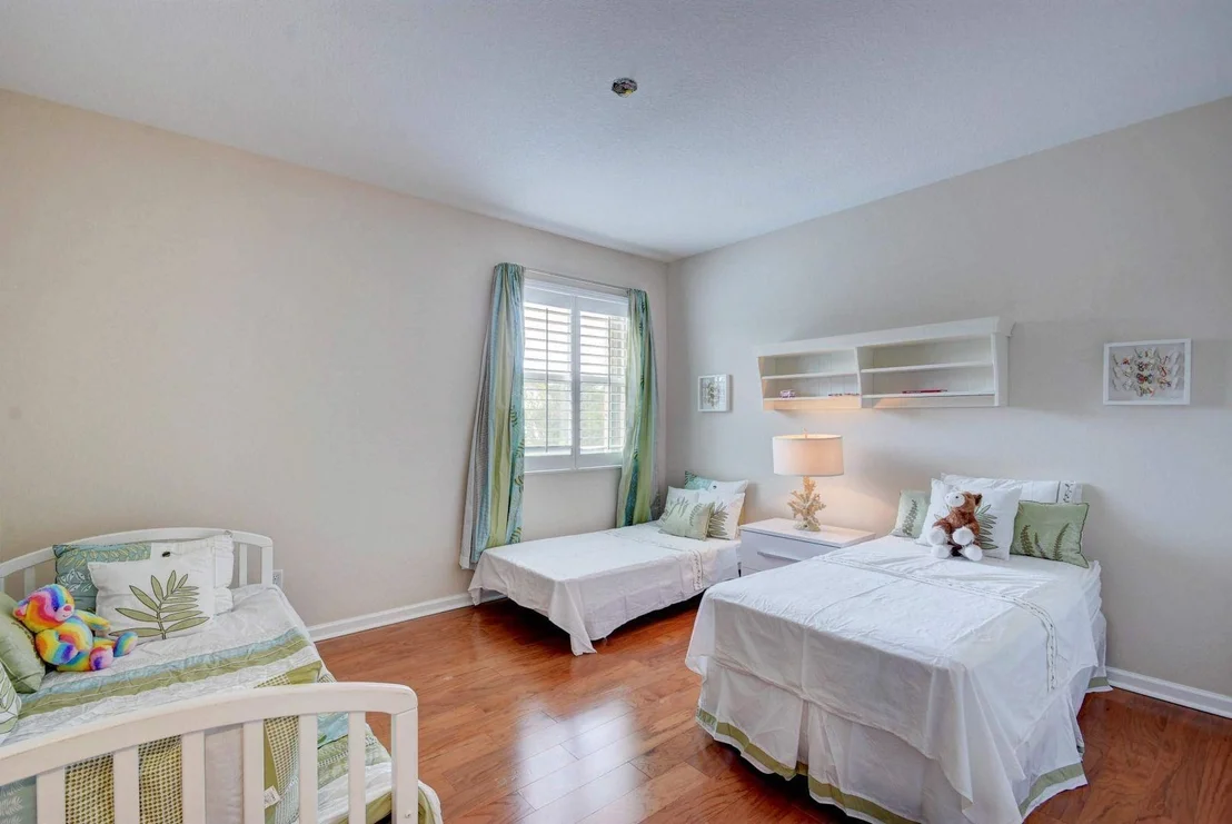 Photo of 9536 Phipps Lane