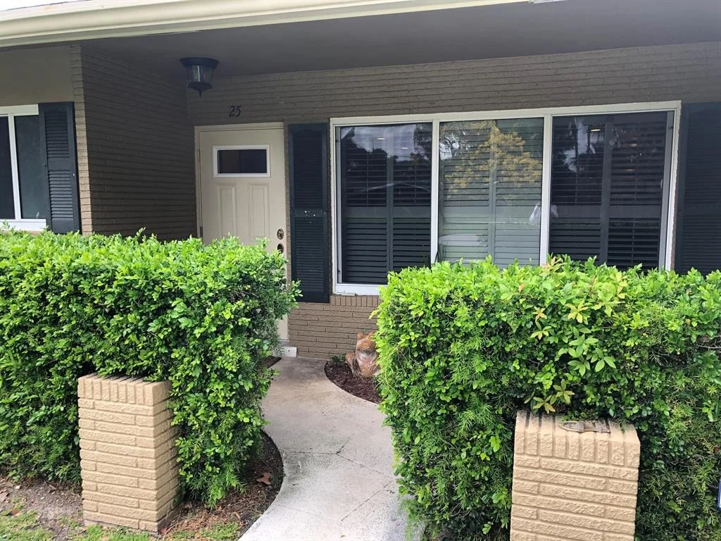Photo of 25 Pinehurst Lane