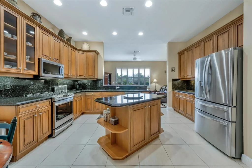 Photo of 247 Spoonbill Lane S