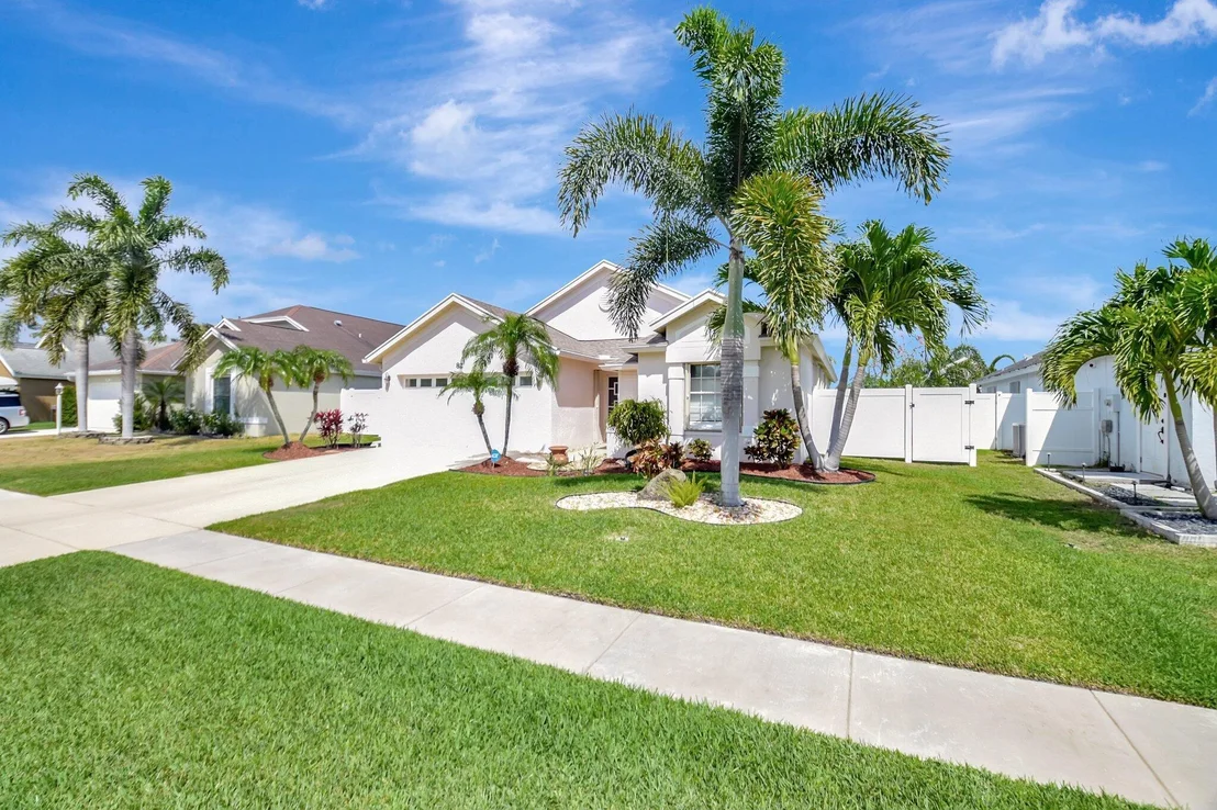 Photo of 82 Maple Lane
