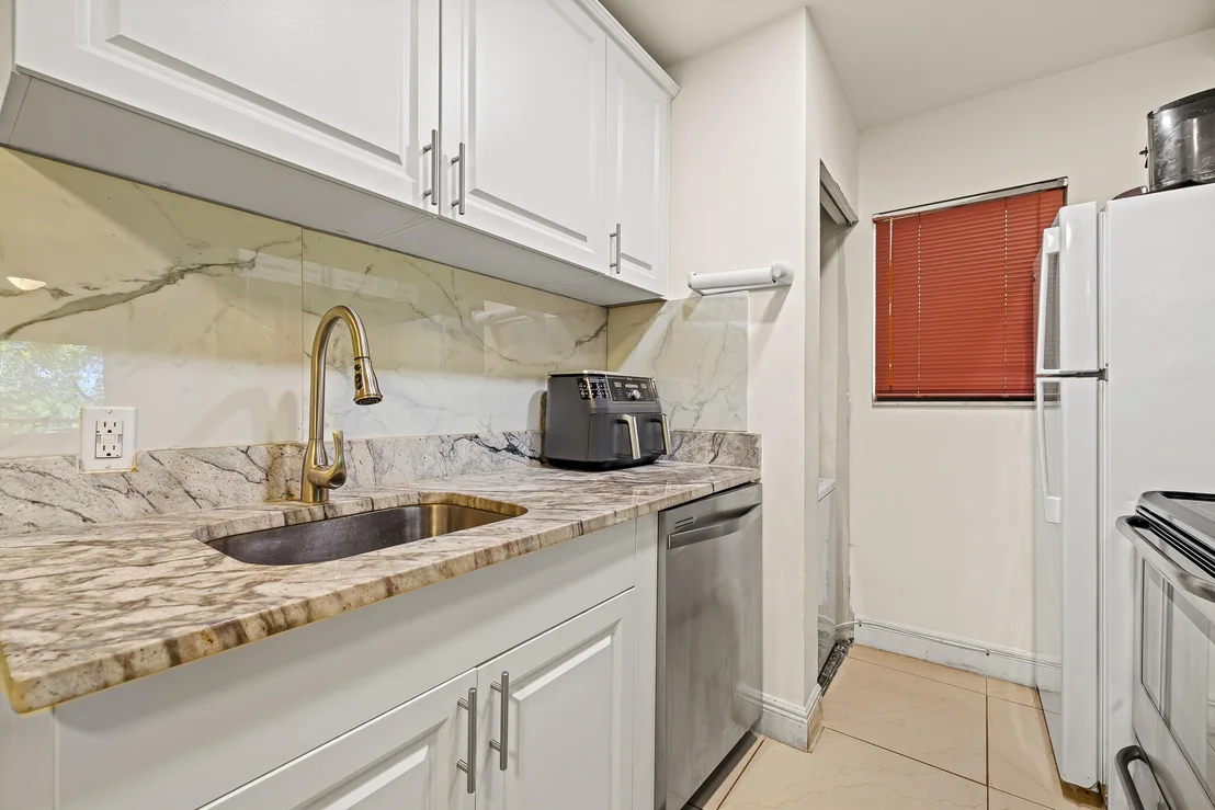 Photo of Unit 206 at 610 Trace Circle