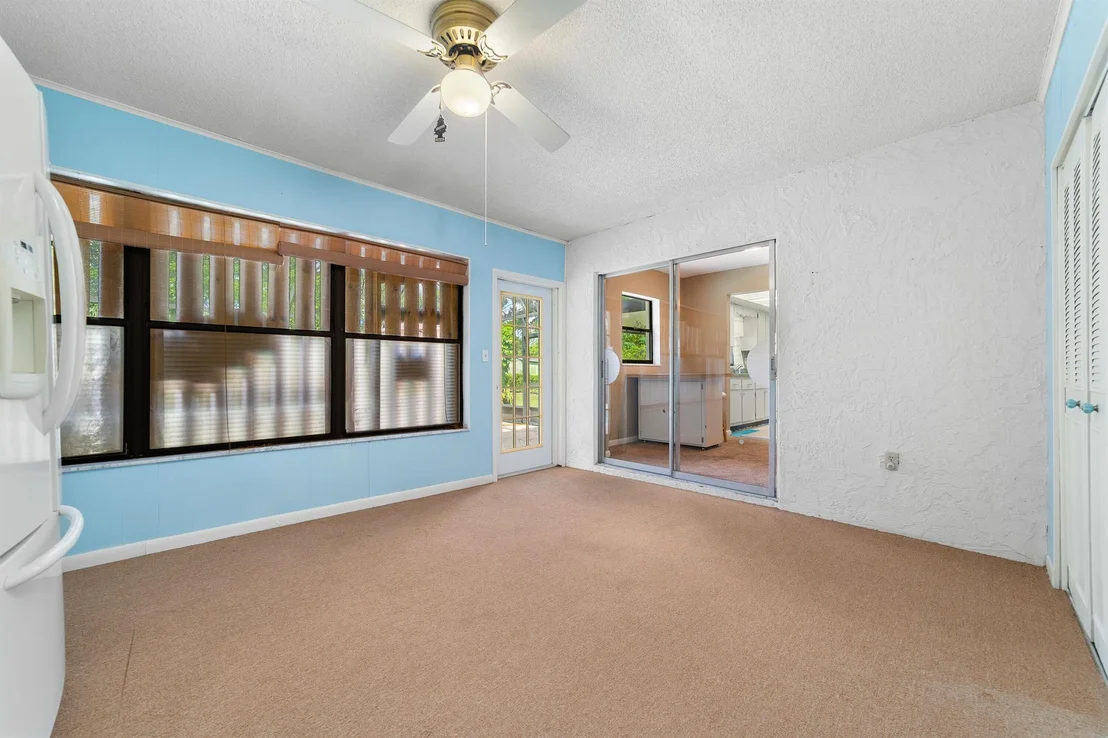 Photo of 3007 Summit Street