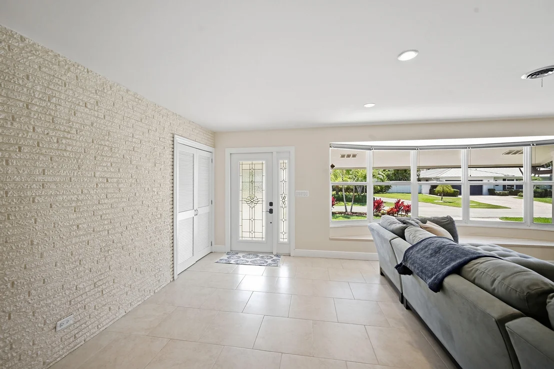 Photo of 4111 NE 26th Terrace