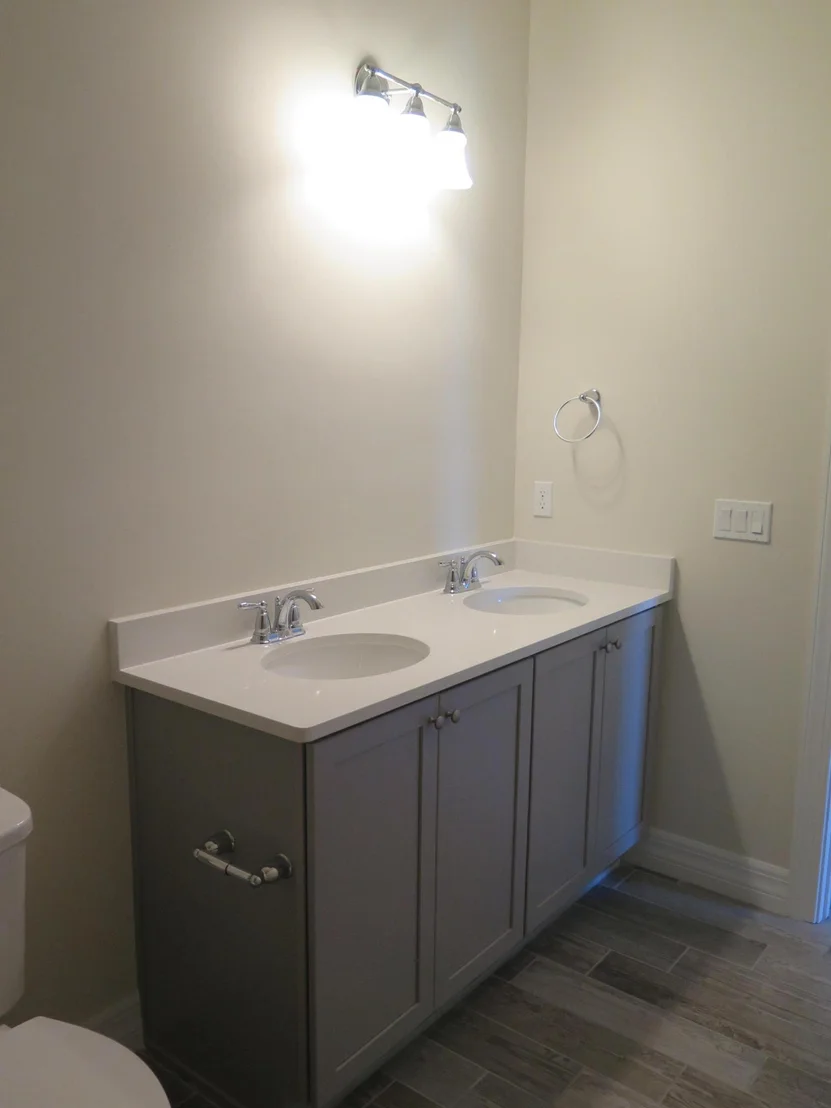 Photo of 1072 Community Drive