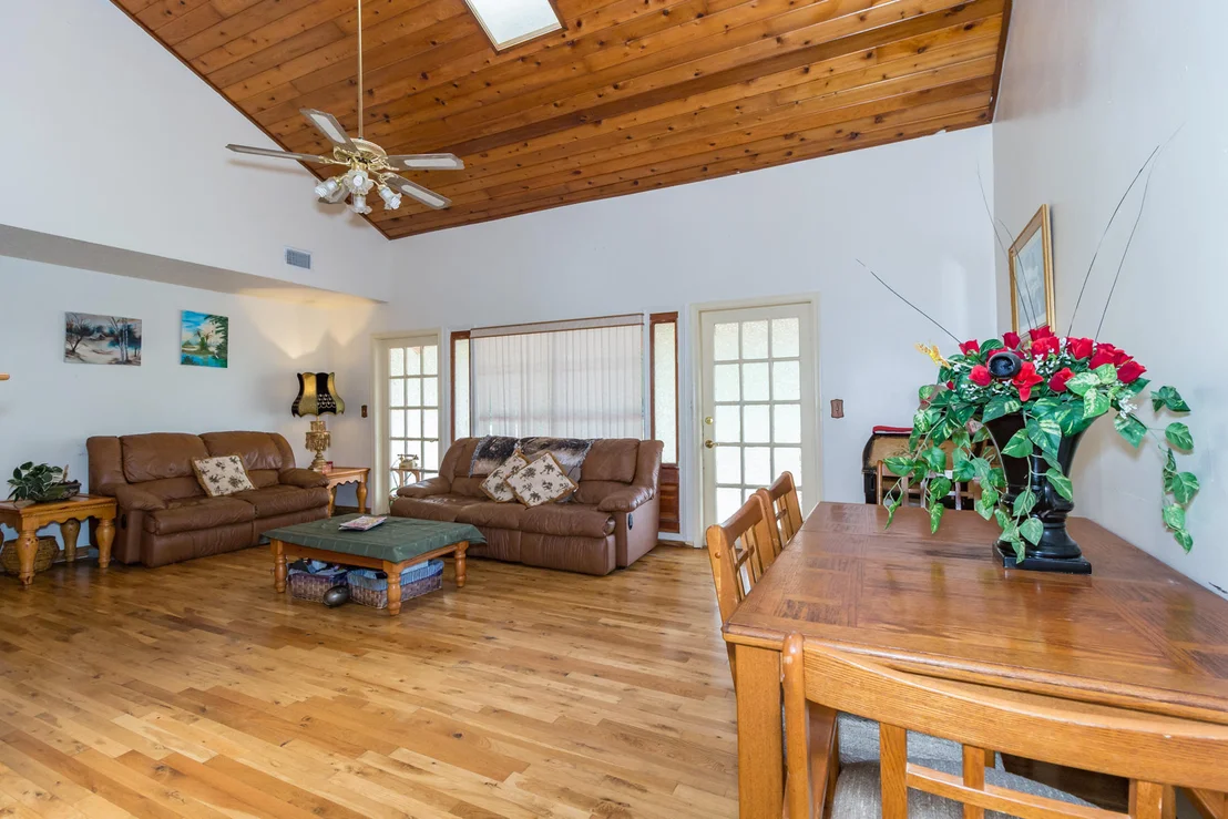 Photo of 8506 Sawpine Road