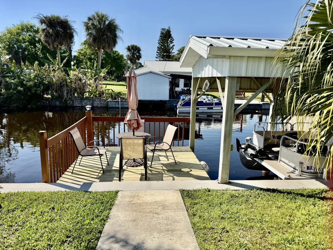 Photo of 1183 Canal Way