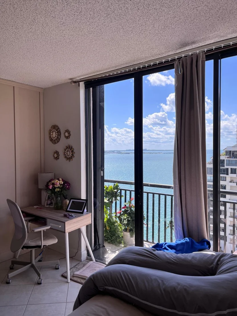 Photo of Unit 1721 at 540 Brickell Key Drive