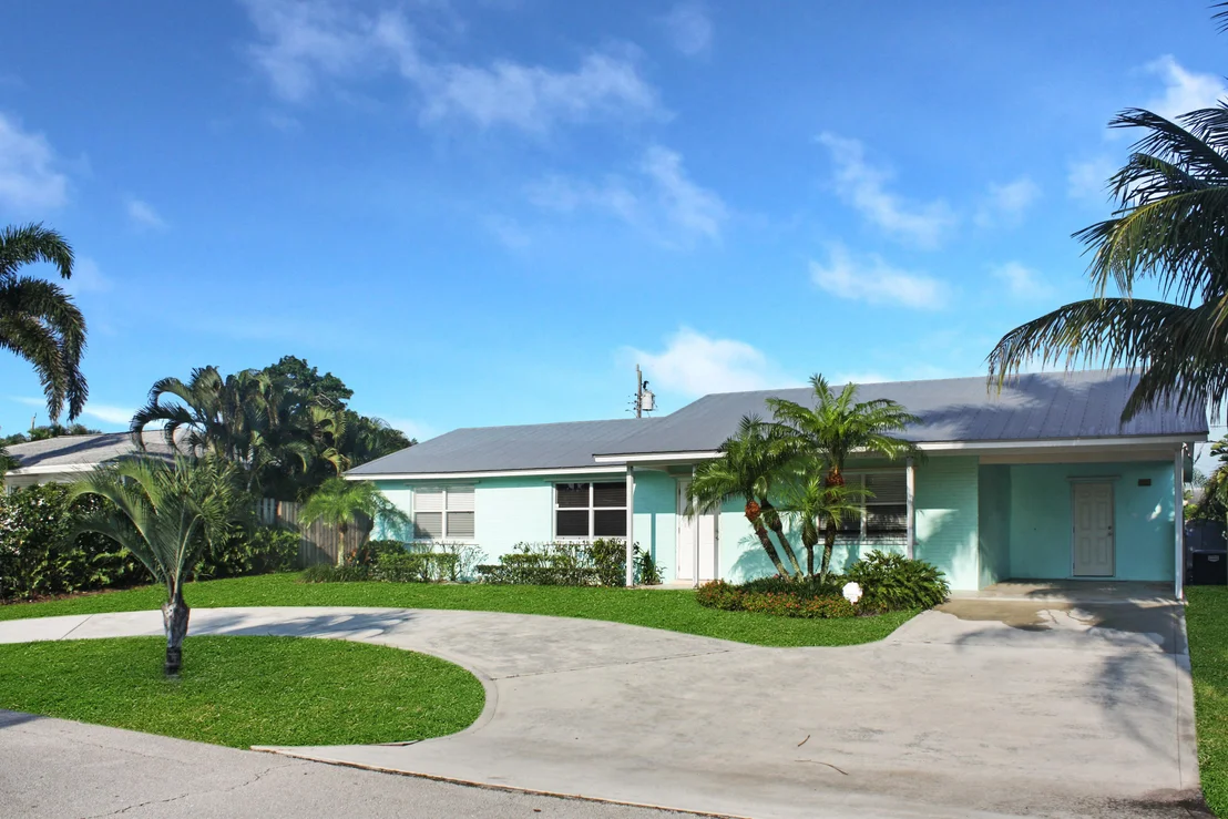 Photo of 371 Mars Avenue