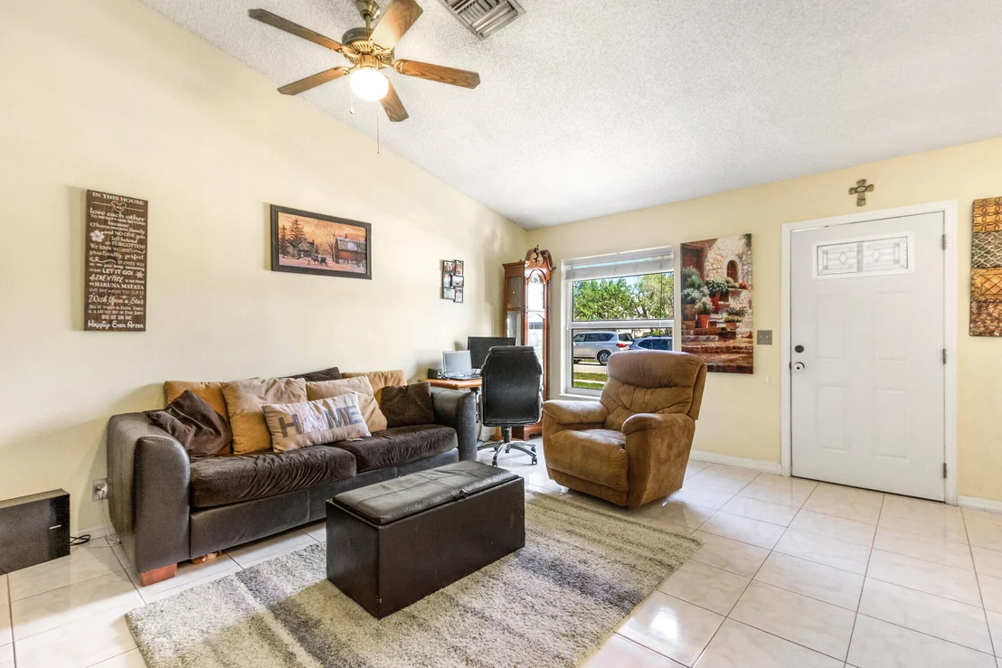 Photo of 5057 Arbor Glen Circle