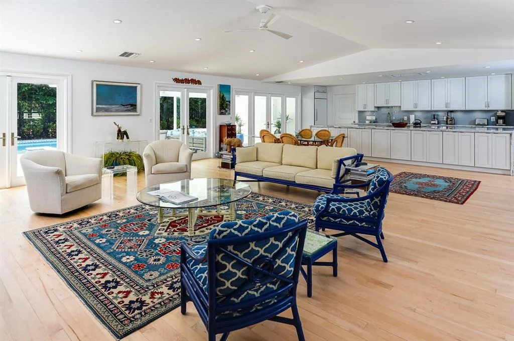 Photo of 200 Ellamar Road