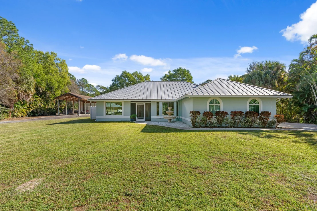 Photo of 17392 Mellen Lane