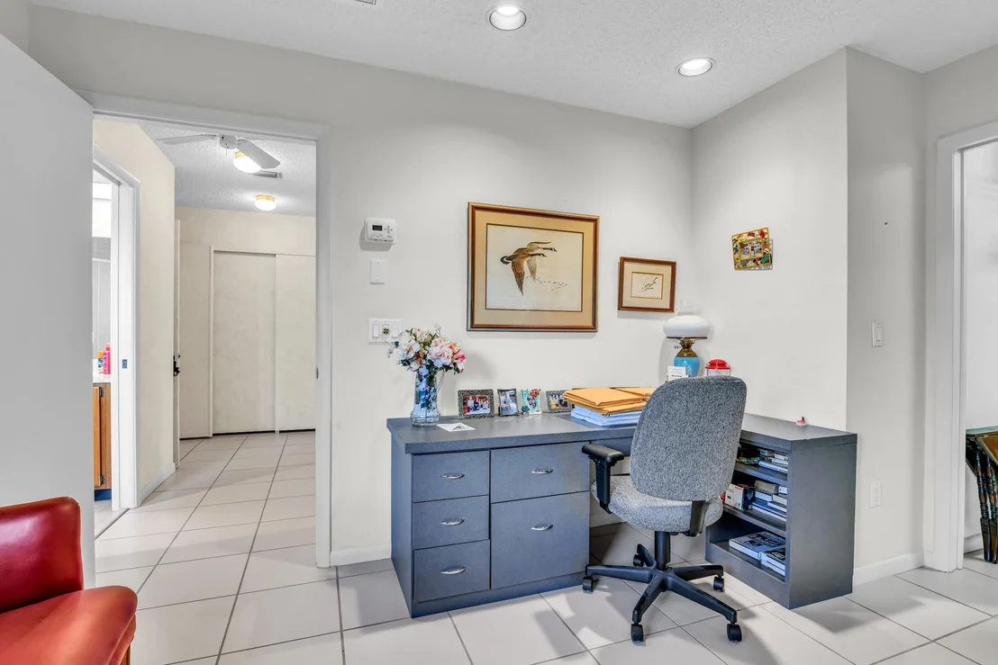 Photo of 2660 Riviera Drive
