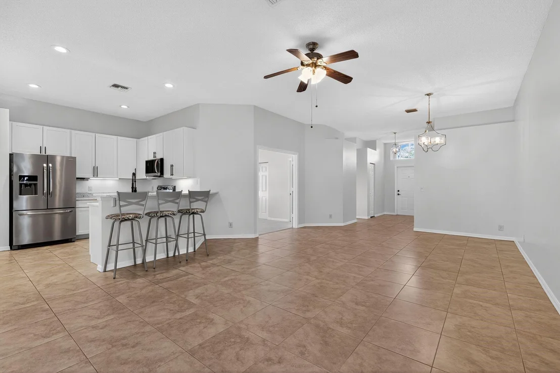 Photo of 7280 SE Magellan Lane