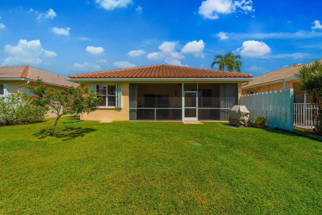 Photo of 10827 Madison Drive