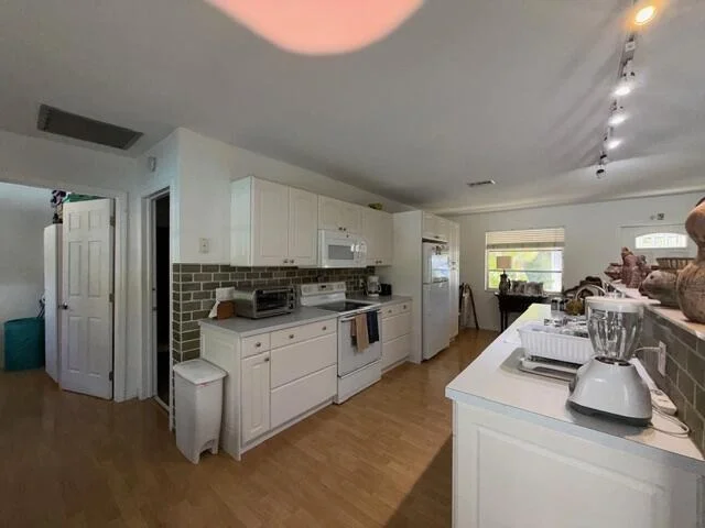 Photo of 394 Evergreen Avenue