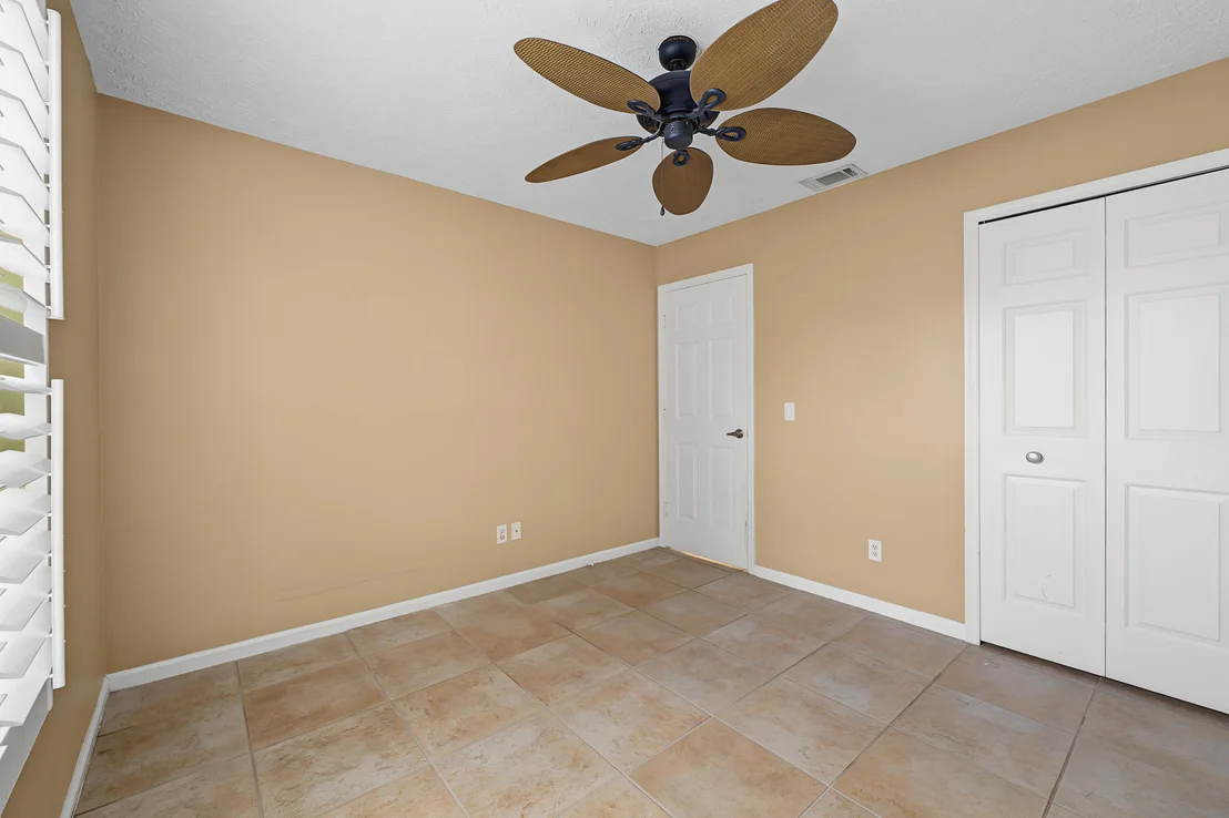 Photo of 6908 Bronte Circle